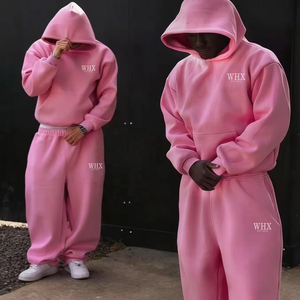 Ensemble survêtement rose uni oversize pour homme avec logo personnalisé, pantalon de jogging et sweat à capuche, style streetwear, essentiels du fabricant - Product Image 1
