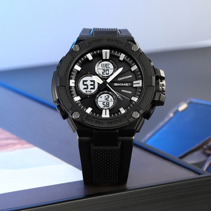 SKMEI 2604 Orologio alla Moda con Doppio Fuso Orario e Conto alla Rovescia, Display LED, Impermeabile 5ATM, Multifunzione Analogico-Digitale per Uomo - Product Image 1