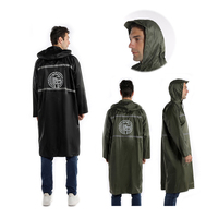 Usine en gros bonne qualité Polyester PVC Poncho imperméable imperméable adulte long vêtements de pluie réutilisable hommes femmes manteau de pluie veste