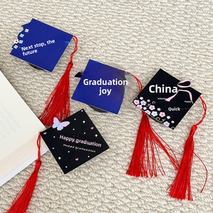 Mini Bouquet Carré de <span class=keywords><strong>D</strong></span>écoration Artisanale Florale pour Cérémonie de Remise des Diplômes, Examens Universitaires et Lycéens - Product Image 1