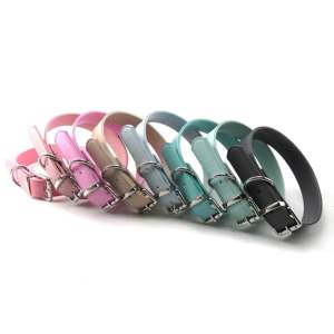 Correa de perro de cuero ecológica de nueva moda de <span class=keywords><strong>2</strong></span> pulgadas de ancho vegano con pinchos para mascotas collar de perro de cuero genuino y conjunto de correa de lujo - Product Image 1