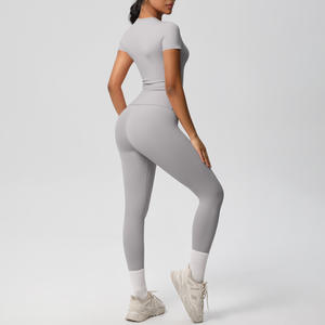 Conjunto Deportivo Casual para Mujer de 2 Piezas Ropa de Descanso para Yoga Top de Manga Corta y Leggings de Cintura Alta Elástica para Gimnasio y Deportes - Product Image 5