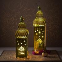 1PC Bougeoir LED doré en fer ajouré portable, lampe décorative pour la maison, les mariages, les centres de table et les lanternes du Ramadan