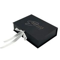 Boîte cadeau en soie taille personnalisée boîte rigide cadeau magnétique en papier logo pour emballage d'extension de cheveux boîte d'emballage de perruques de luxe peigne à cheveux
