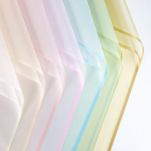 Papel de Envolver Flores Impermeable con Bordes Nuevos al por Mayor, Suministros para Floristas, Papel de Envolver Ramos Florales Coreanos - Product Image 5