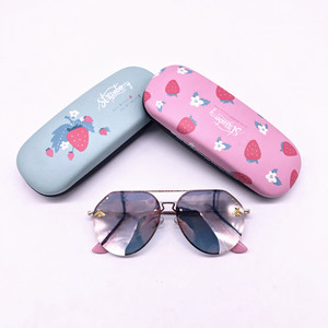 ซินเผิงกล่องใส่แว่นตาสตรอเบอร์รี่โลหะ 160x60x35 มม. สำหรับนักเรียนและเด็ก - Product Image 3