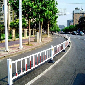 Nouvelle Arrivée Garde-corps en Aluminium avec Taille et Poteaux Personnalisés pour Route en Montagne - Product Image 1