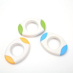 Accessoires de cuisine de qualité supérieure, mini coupe-fruits et légumes rond en plastique facile à utiliser, coupe-fruits en acier inoxydable - Product Image 4