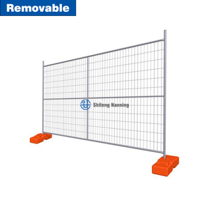 Chất Lượng Cao An Toàn Tạm Thời Hàng Rào Nhúng Nóng Mạ Kẽm PP Cơ Sở Kim Loại Hàng Rào Cổng Hàng Rào - Product Image 1