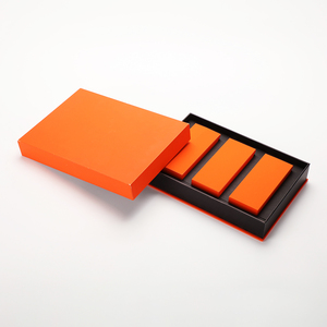 Caja de Regalo Rígida de Alta Gama Personalizada con Tapa y Base, Acabado Mate Antiarañazos Naranja, Caja de Embalaje de Lujo con Inserto Personalizable - Product Image 4