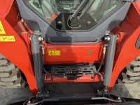 Mini-chargeuse sur pneus diesel chinoise avec godet standard 4x4 pour usage domestique et agricole