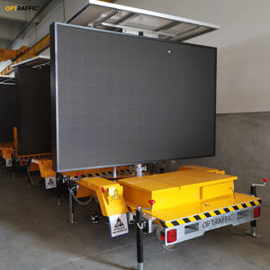 F P10 إشارات المرور VMS المقطورة المحمولة المزودة بمصابيح LED تعمل بالطاقة الشمسية إشارات الملاحظات المتغيرة المحمولة - Product Image 4