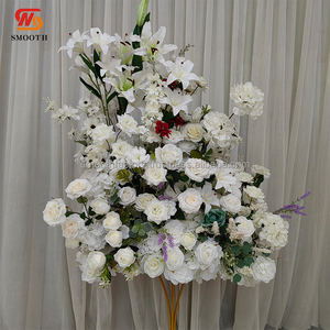 Flores Artificiales Blancas Puras Hechas a Mano por LEDA, Elegante Camino de Mesa de Lirios, Peonías y Rosas para Bodas, Eventos, Día de San Valentín y Propuestas de Matrimonio - Product Image 4