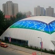 Membrana Arquitectónica de PVC Moderna, Resistente a la Intemperie, Impermeable y Retardante de Llama para Almacenamiento Industrial, Edificios Inflables y Fábricas