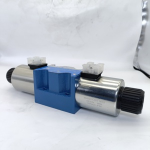 Solénoïde hydraulique DG4V-3 DG4V-5 DG4V-3-OC-M-U-H7-60 DG4V-5-2ALJ-M-U-H-6-20 Conception compacte Taille 10x5x8 mm pour une application peu encombrante - Product Image 4