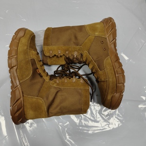 Bottes tactiques de sport de plein air super légères TSB01 Coyote Brown, spéciales pour la chasse et le combat - Product Image 1
