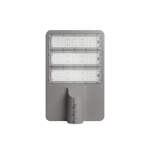 Farola LED Solar de Alta Luminosidad, IP65 Impermeable, 6000K Luz Diurna, Construcción de Aluminio, Control Remoto, 3 Años de Garantía, ML-5 AC - Product Image 4