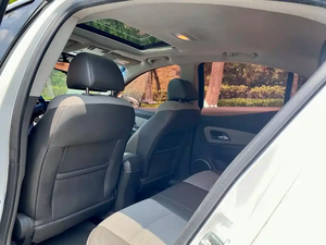 Cruze Usata Modello 2012 1.8L SE 9000km Bianca Cambio Automatico a 6 Velocità <span class=keywords><strong>Berlina</strong></span> - Product Image 3