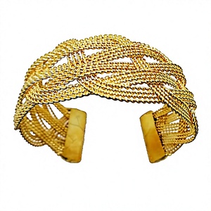 Brazalete de Latón Ancho Clásico Chapado en Oro, Diseño Nuevo 2021, Hecho a Mano, Regalo para Mujer, Boda, Fiesta - Product Image 3