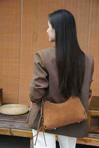 Sac à main en cuir véritable en gros, forme ronde, sac en daim véritable, petit sac fourre-tout rétro, sac bandoulière en cuir véritable, sac tendance pour femme - Product Image 4