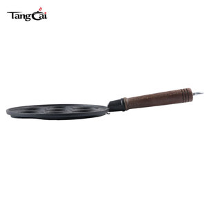 <span class=keywords><strong>Mini</strong></span> poêle à crêpes ronde en fonte à 7 trous, antiadhésive, pré-culottée, avec poignée en bois, pour <span class=keywords><strong>mini</strong></span>-crêpes, collations de fêtes et réceptions familiales - Product Image 2