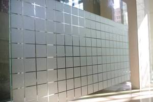 01TMS Film auto-adhésif flou en PVC de qualité supérieure pour la maison et le bureau Films de confidentialité décoratifs givrés pour porte vitrée - Product Image 6