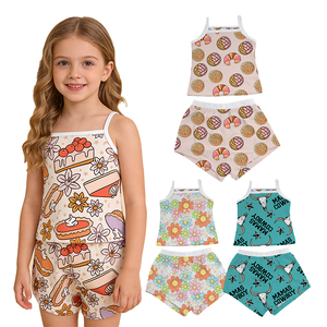 Set Estivo di Alta Qualità per Bambina, Due Pezzi da Spiaggia: Canotta e Pantaloncini, Stampa Personalizzata, Outfit Estivo per Bambini - Product Image 1