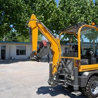 Mini-Baggerlader Anhängbare Grabmaschine für Garten-Landschaftsbau und Grundstücksreinigung