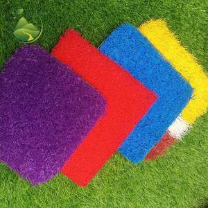 Herbe de <span class=keywords><strong>couleur</strong></span> bon marché pour jardin extérieur prix du <span class=keywords><strong>gazon</strong></span> artificiel rouge bleu blanc <span class=keywords><strong>Gazon</strong></span> synthétique - Product Image 2