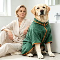 Peignoir pour chien absorbant et à séchage rapide, respectueux de l'environnement, enveloppant tout le corps