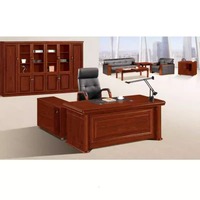 Meubles de bureau en bois traditionnels Tables de direction