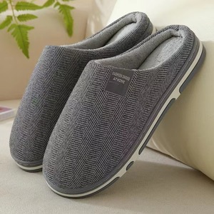 Jolies pantoufles d'hiver pour femmes, chaudes, en peluche, style patte de chat, mignonnes, pour la maison, la chambre à coucher, semelle intérieure en PVC, bout fermé, antidérapantes - Product Image 3