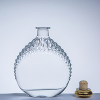 Bouteille vide en verre cristal de 500 ml de haute qualité, personnalisable avec logo et couleur, surface transparente, bouchon en liège, forme plate, pour vodka et whisky, haute sensibilité sensorielle