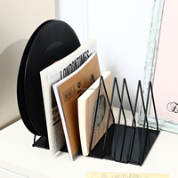 Serre-livres triangulaires personnalisables en fil métallique, petite décoration artistique pour bureau, étagère à dossiers, rangement indépendant pour disques vinyles, noir
