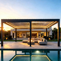 Grande pergola bioclimatique autoportante en aluminium à double baie avec toit à lames motorisées et éclairage LED intégré