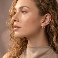 Piercing labret à dos plat en titane ASTM F136 sans filetage, avec zircone cubique et pendentif géométrique pour cartilage et lobe d'oreille, ODM