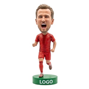 Statuetta in Resina Personalizzata di 7 Pollici, Personaggio Cinematografico per Decorazione Scrivania e Regalo, Figurine Bobblehead su Misura - Product Image 1