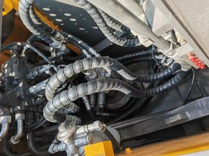 MINI Excavadora sobre orugas EC140D Alta eficiencia Segunda mano Volvo EC140 14T Excavadoras usadas Excavadora hidráulica sobre orugas confiable - Product Image 6