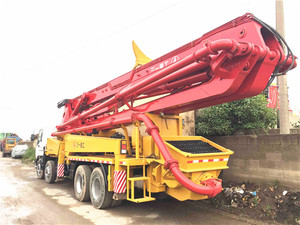 Pompe à béton Isuzu d'occasion montée sur camion, marque chinoise, 37 m, pompe à béton SANY 37 m à vendre - Product Image 5