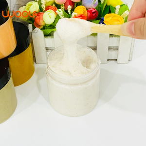 Exfoliante Corporal Vegano de Fresa y Leche Oceánica Natural Blanqueador con Manteca de Karité de 130g de Marca Privada, ¡Venta Caliente! - Product Image 1
