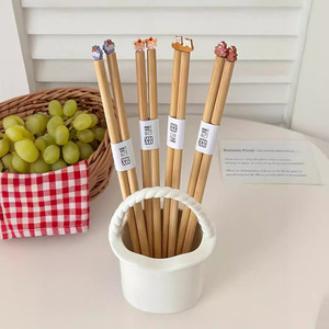 Palillos de Bambú Yuanjin de 24 cm con Diseño Navideño de Dibujos Animados para Uso Doméstico - Product Image 2