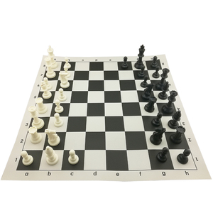 Torneo di plastica Standard di scacchi Set re altezza 3.75 "e scacchiera in vinile 20" X 20 "con 2-1/4" quadrati - Product Image 1