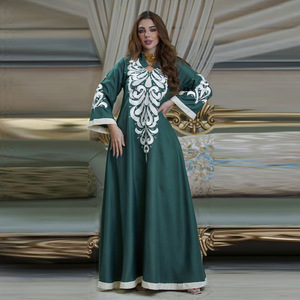 <span class=keywords><strong>Abito</strong></span> <span class=keywords><strong>Lungo</strong></span> Tradizionale Etnico Jalabiya per Donne Mediorientali con Ricami e Patchwork in Canapa Glory - Product Image 2