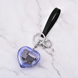 Bao giờ sáng tùy chỉnh hình trái tim âm nhạc hộp Keychain cho tình yêu Acrylic Keyring cho túi Mặt dây chuyền bán buôn âm nhạc hộp - Product Image 4