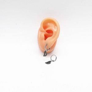 Yunnique Pendientes de aro con letra D de plata tibetana retro, de acero inoxidable, joyería de regalo, accesorio de moda - Product Image 4