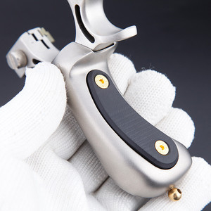 Tirachinas de <span class=keywords><strong>acero</strong></span> inoxidable de alta precisión con banda de goma Arco y flecha profesional para juegos de caza y tiro al aire libre - Product Image 5
