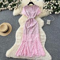 Robe en dentelle à col rond et manches courtes pour femme : Robe de soirée longue haut de gamme, ajustée, style sirène