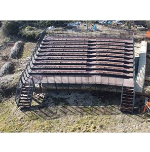 Gradins en tribune métallique de marque CETA Équipement de sport et de divertissement scolaire personnalisable Fabriqué en Italie en vente! - Product Image 1