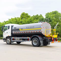 Camion-citerne à eau HOWO de 15 000 litres