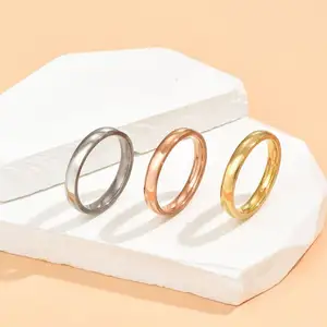 Moda Jóias Custom Gold Silver Gravado Logo Signet Ring Atacado 18k Banhado A Ouro Premium Anéis De Aço Inoxidável Para Homens